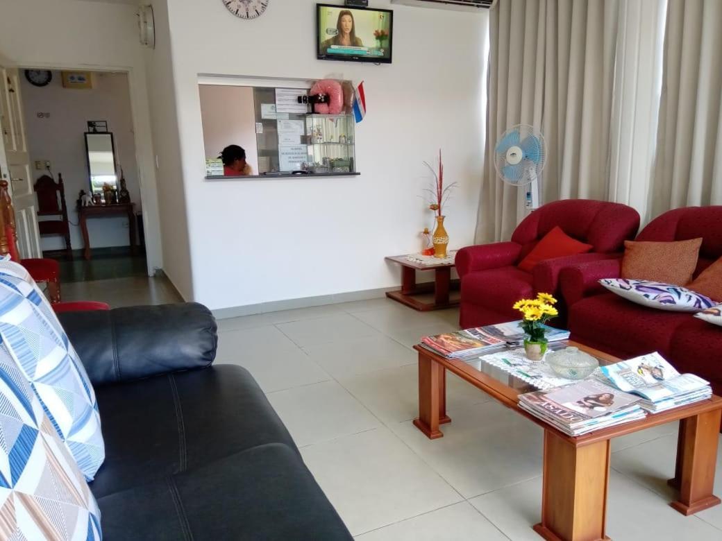 Remember Py Hotel Luque Luaran gambar